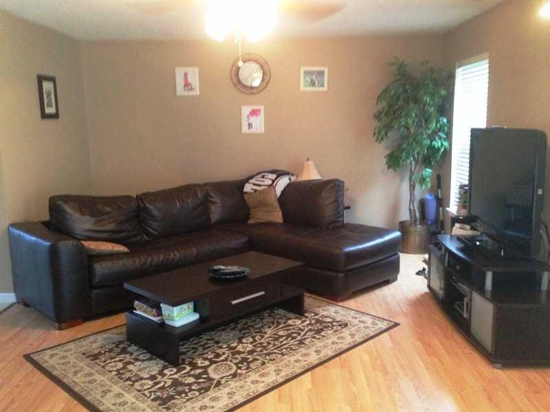 630 Sun Ridge Boulevard Avon, IN 46123 - Photo 2 of 15 Gallery Image 2