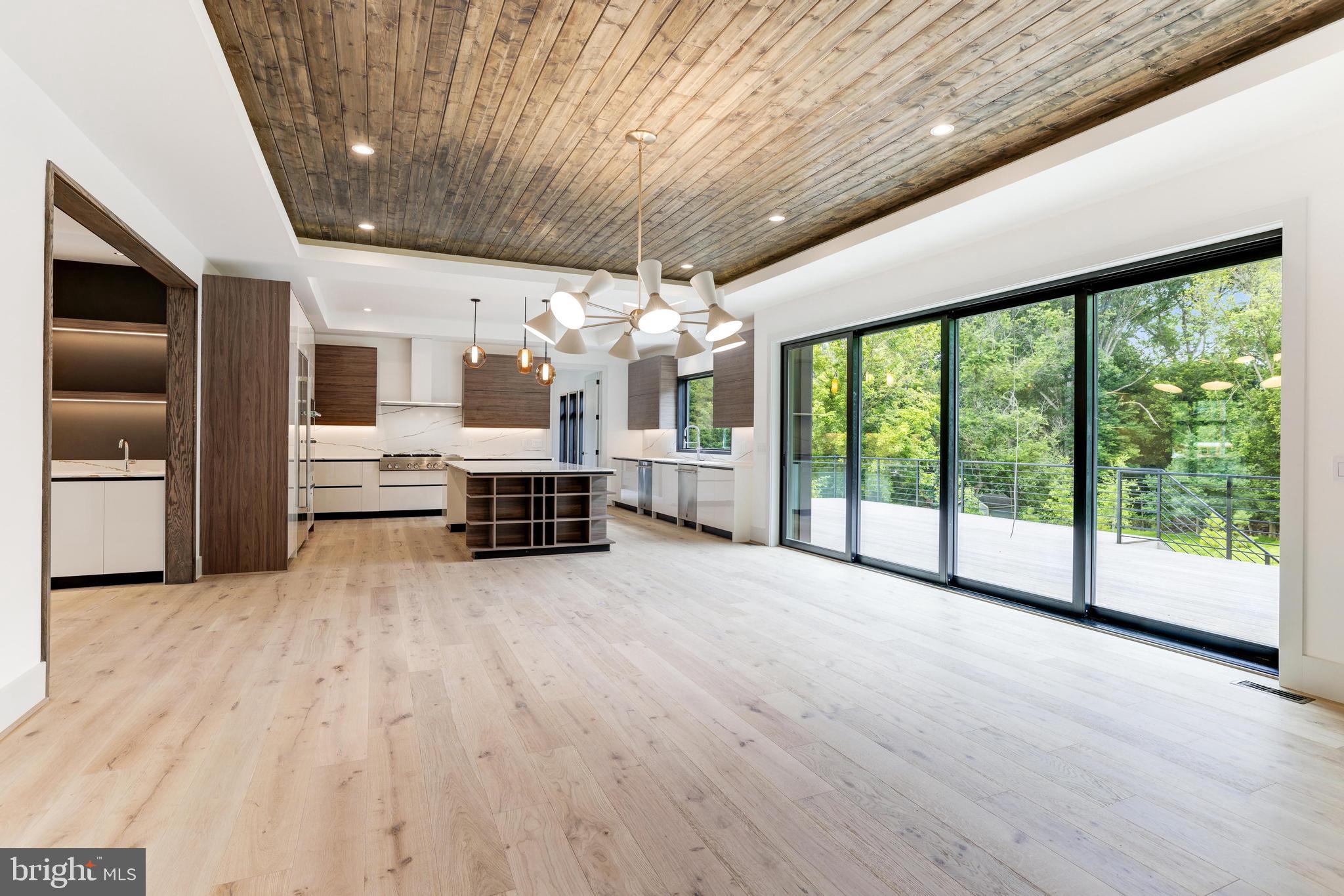 1409 Trap Road Vienna, VA 22182 - Photo 18 of 110