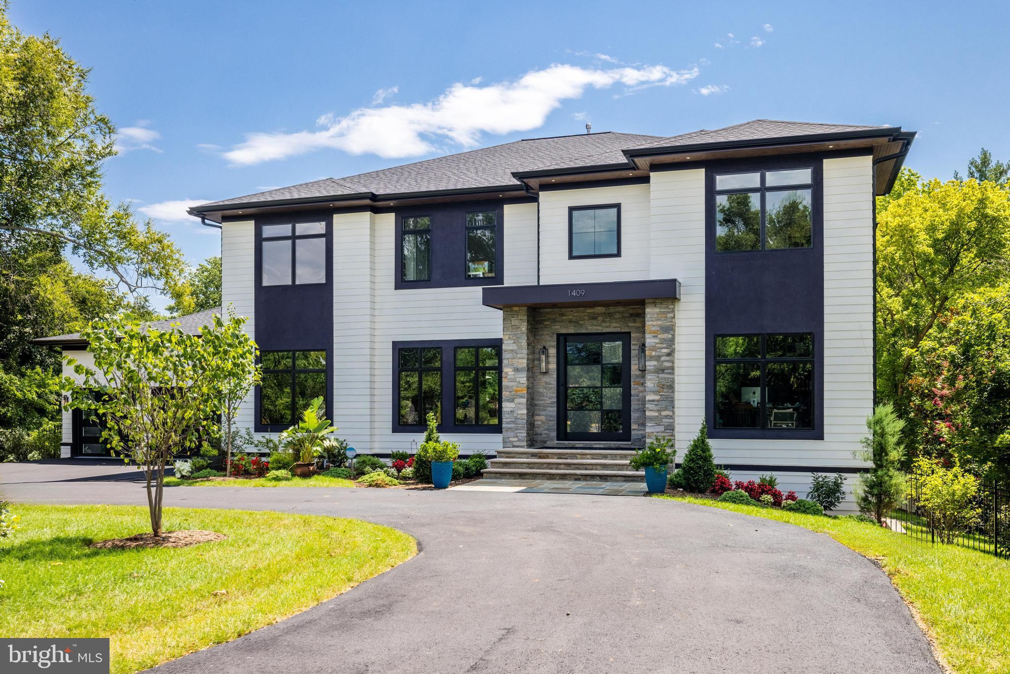 1409 Trap Road Vienna, VA 22182 - Photo 2 of 110