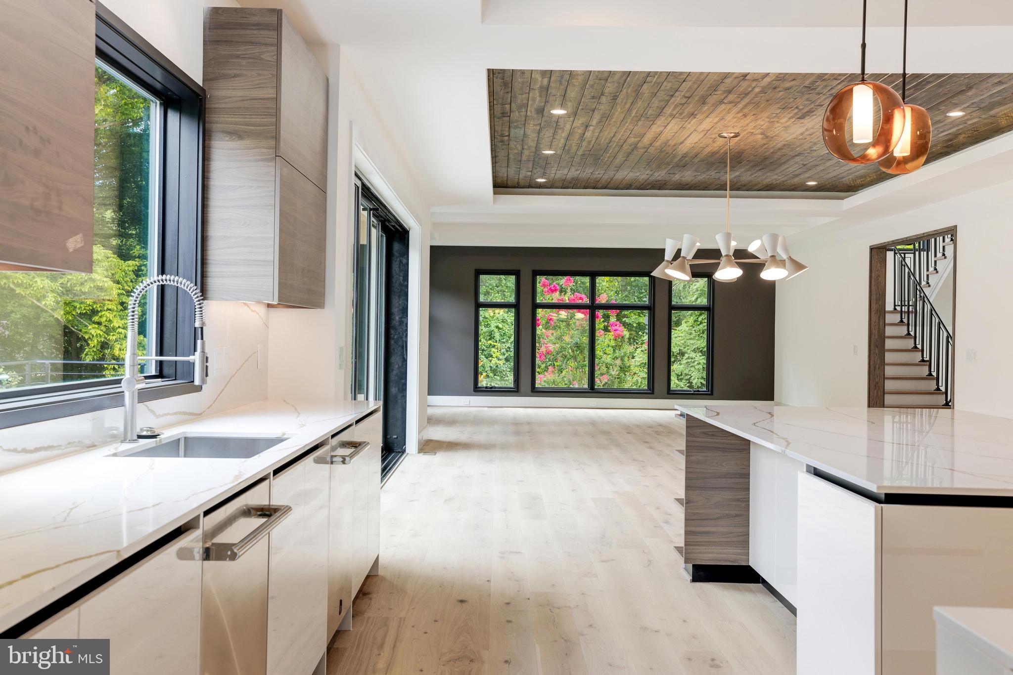 1409 Trap Road Vienna, VA 22182 - Photo 36 of 110