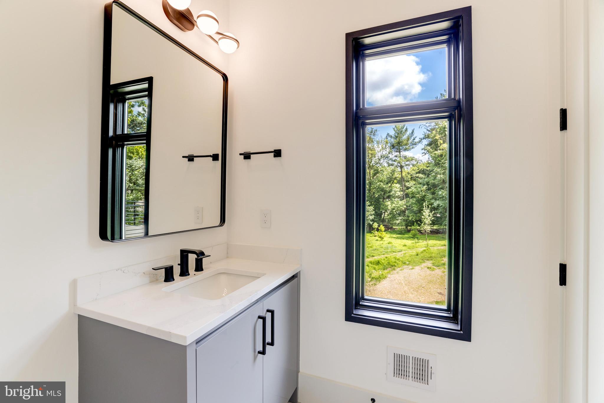 1409 Trap Road Vienna, VA 22182 - Photo 54 of 110