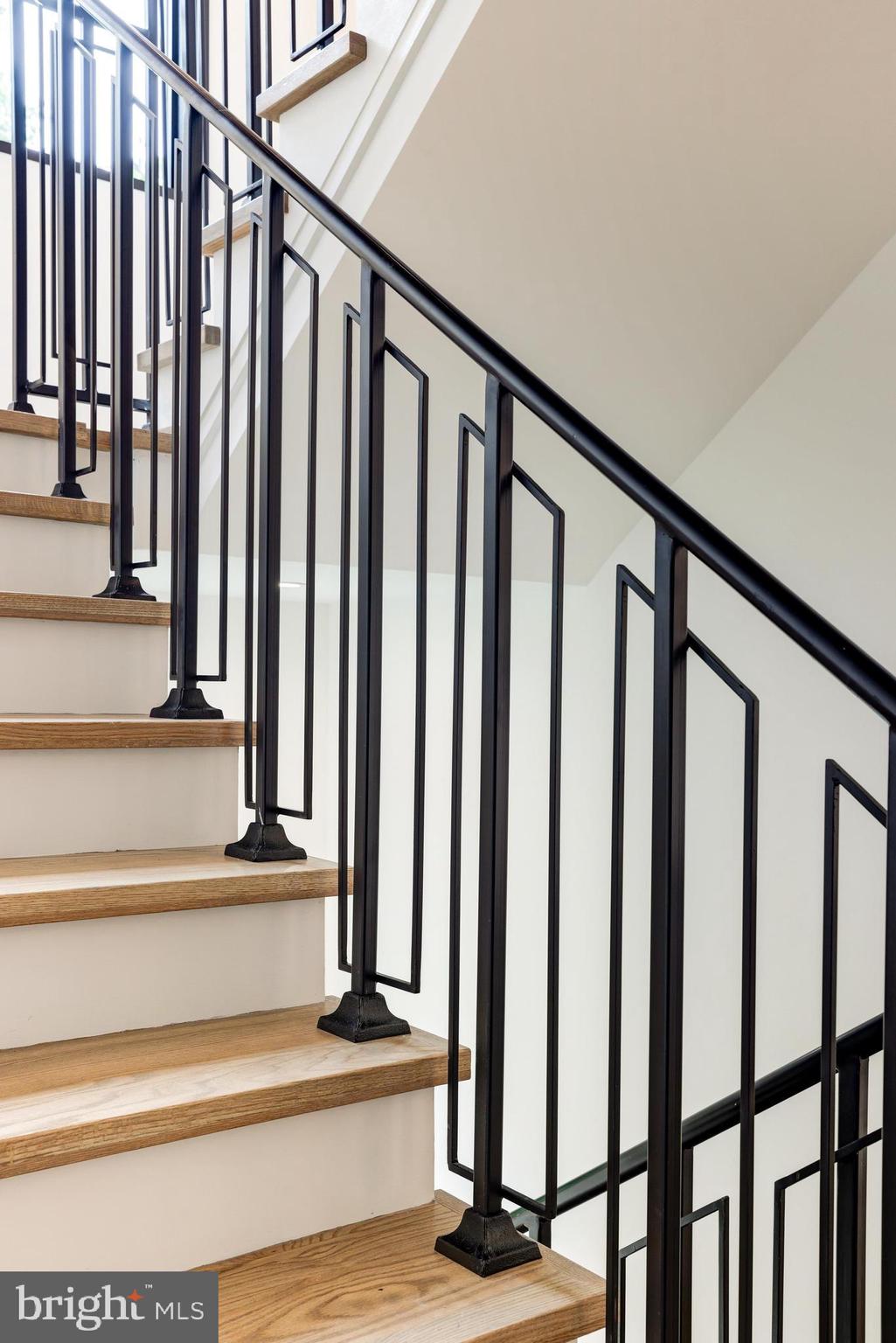 1409 Trap Road Vienna, VA 22182 - Photo 56 of 110