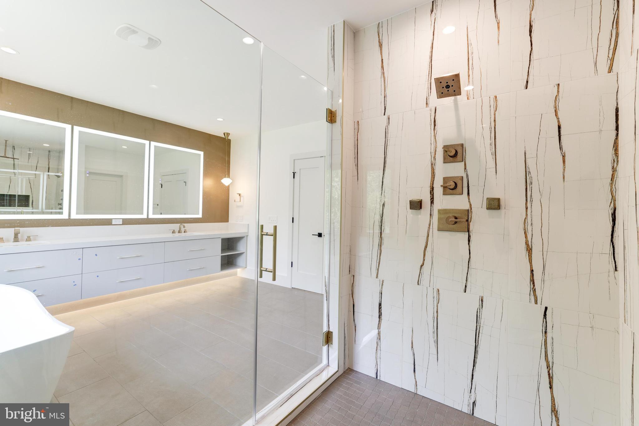 1409 Trap Road Vienna, VA 22182 - Photo 71 of 110