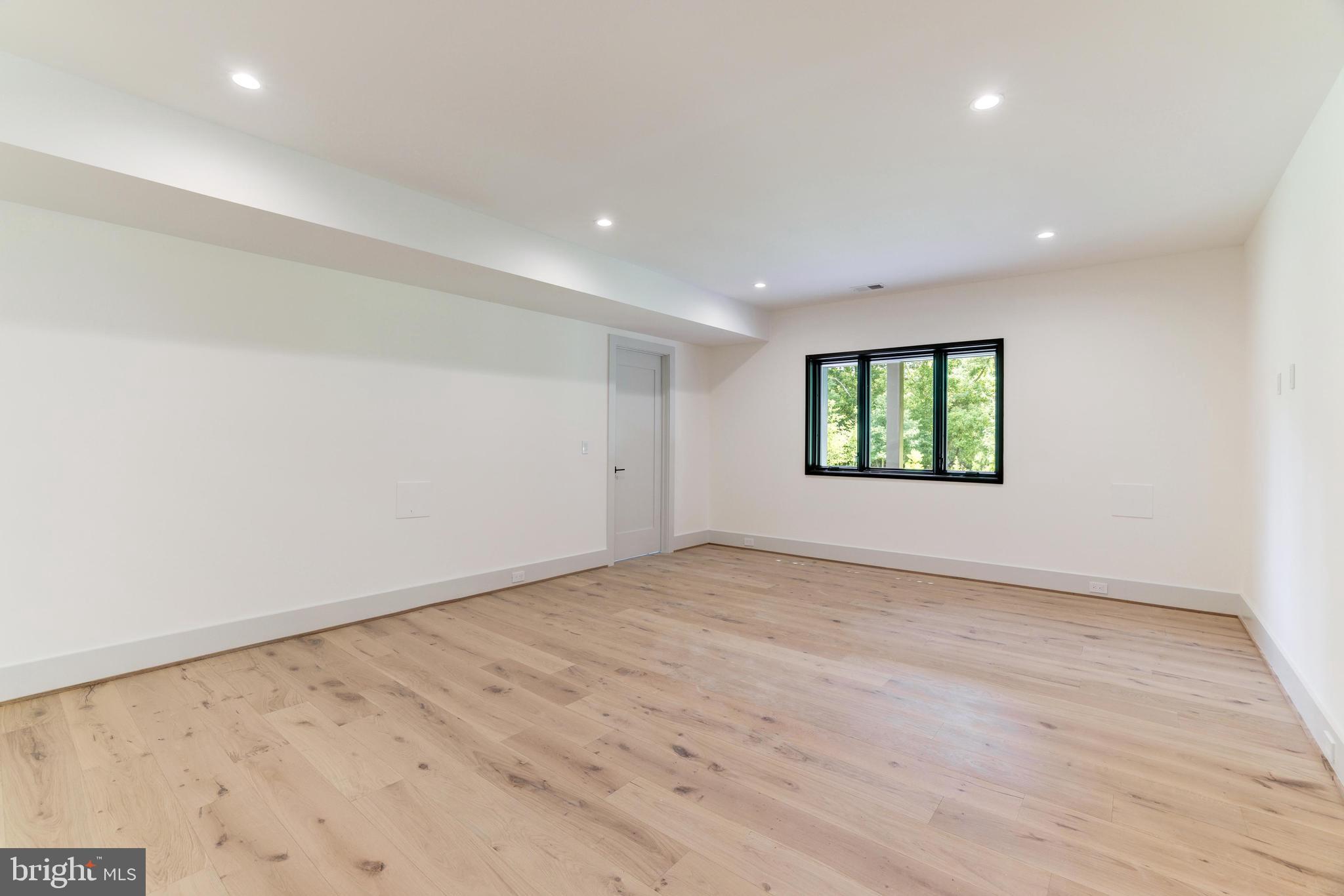 1409 Trap Road Vienna, VA 22182 - Photo 89 of 110