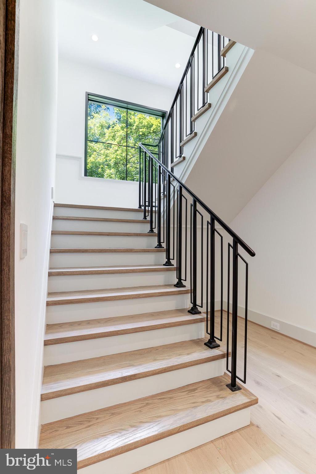 1409 Trap Road Vienna, VA 22182 - Photo 97 of 110