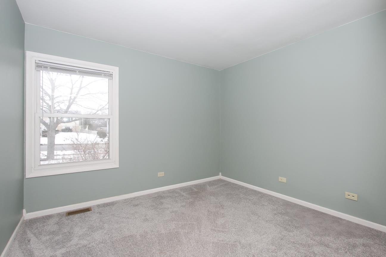 1665 Chippendale Road Hoffman Estates, IL 60169 - Photo 24 of 30