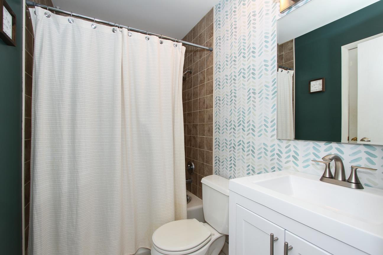 1665 Chippendale Road Hoffman Estates, IL 60169 - Photo 26 of 30