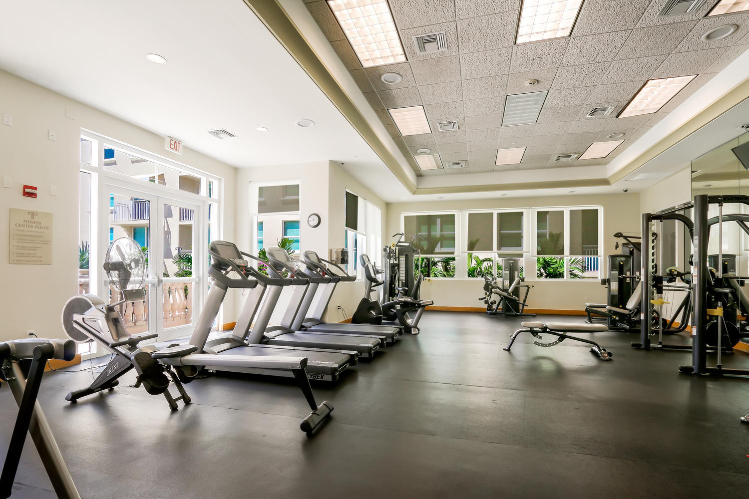 99 Southeast Mizner Boulevard, Unit 537 Boca Raton, FL 33432 - Photo 14 of 16 99 SE Mizner Blvd Unit 537-large-021-6-C