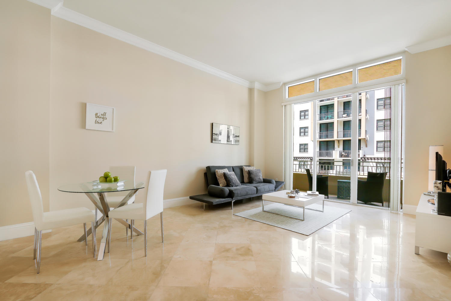 99 Southeast Mizner Boulevard, Unit 537 Boca Raton, FL 33432 - Photo 4 of 16 99 SE Mizner Blvd Unit 537-large-006-21-