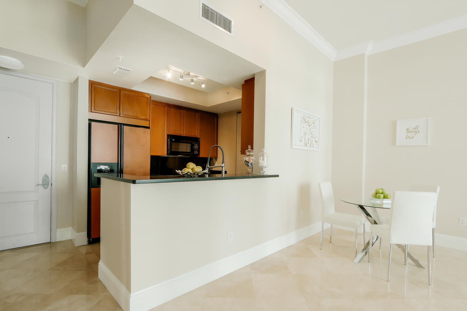 99 Southeast Mizner Boulevard, Unit 537 Boca Raton, FL 33432 - Photo 6 of 16 99 SE Mizner Blvd Unit 537-large-005-12-