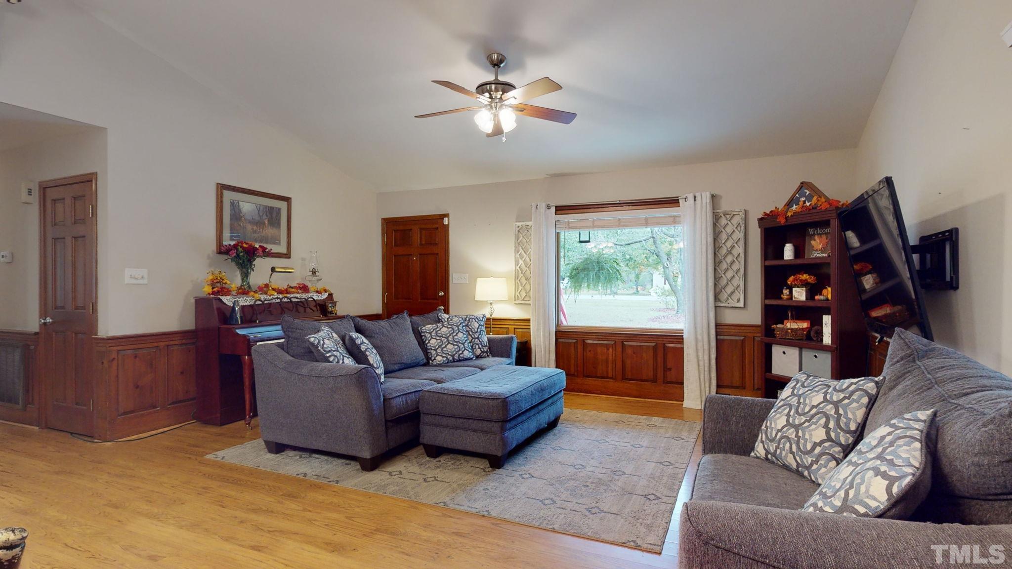 2693 Jack Road Clayton, NC 27520 - Photo 10 of 39 Gallery Image 10