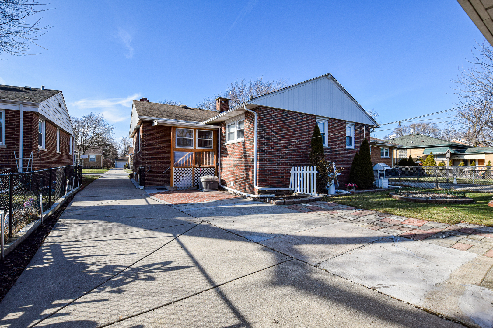 2513 South 4th Avenue North Riverside, IL 60546 - Photo 25 of 27 a view of a house and car parked on the road