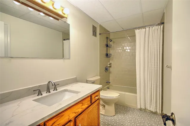 $349,000 | 175 Hoffman Avenue, Unit 102, Cranston, RI 02920