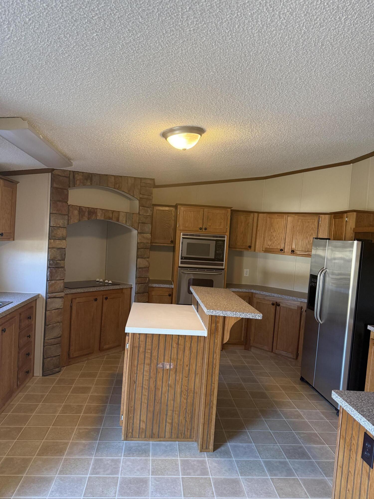 6854 East Laurel Road London, KY 40741 - Photo 8 of 19 08