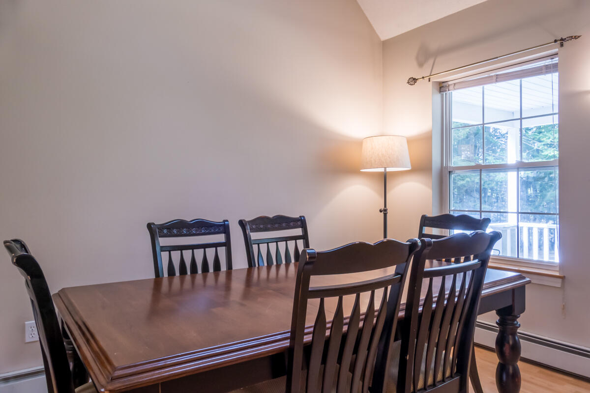 451 Pownal Road Freeport, ME 04032 - Photo 11 of 57 17-Dining room (2 of 3)