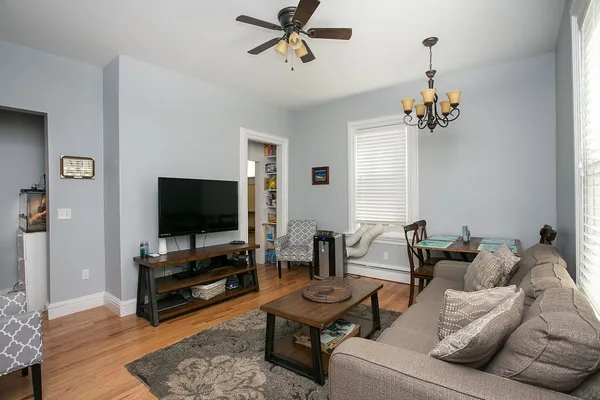 $2,500 | 3 Prairie Avenue, Unit 1, Newport, RI 02840