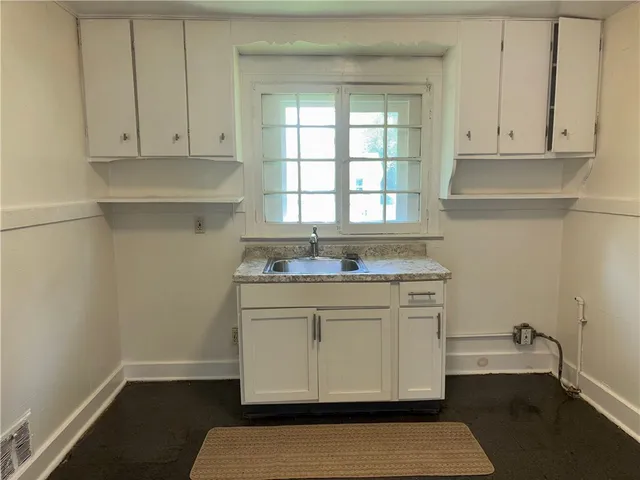 $1,250 | Undisclosed Address, Rochester, NY 14608