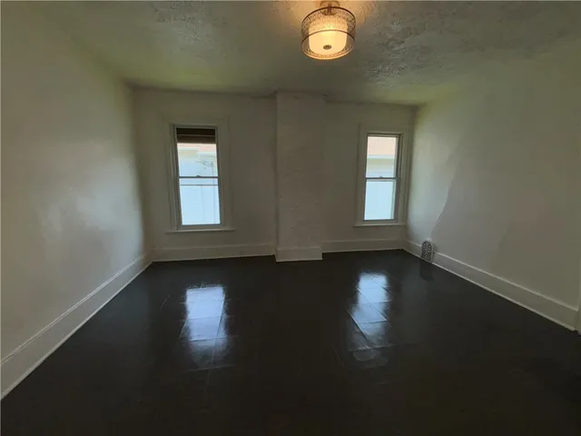 $1,250 | Undisclosed Address, Rochester, NY 14608