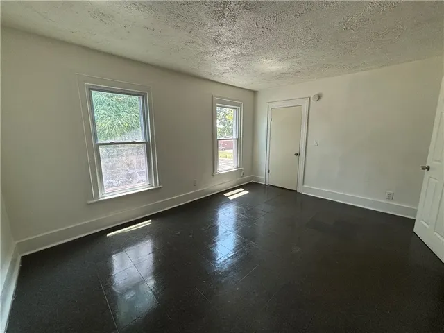 $1,250 | Undisclosed Address, Rochester, NY 14608