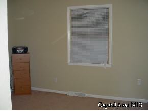 809 Freemans Farm Road Springfield, IL 62704 - Photo 7 of 9