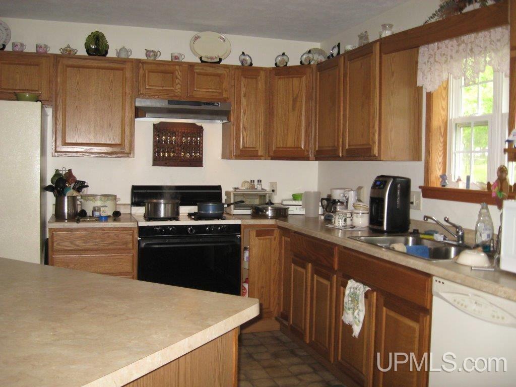 8473-schaawe 24th Road Rapid River, MI 49878 - Photo 2 of 22
