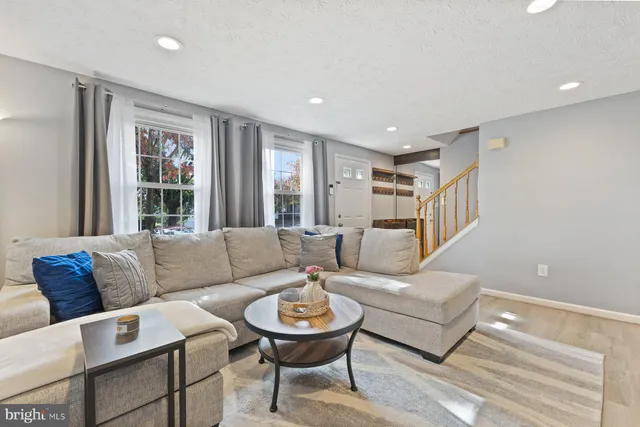 $414,900 | 1401 Elm Grove Circle, Silver Spring, MD 20905