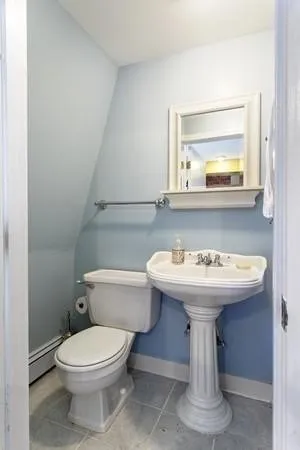 $3,500 | 137 Sutherland Road, Unit B, Boston, MA 02135
