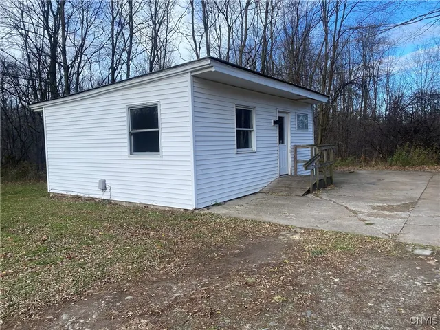 $950 | 660 County Rte 1, Unit 5, New Haven, NY 13126