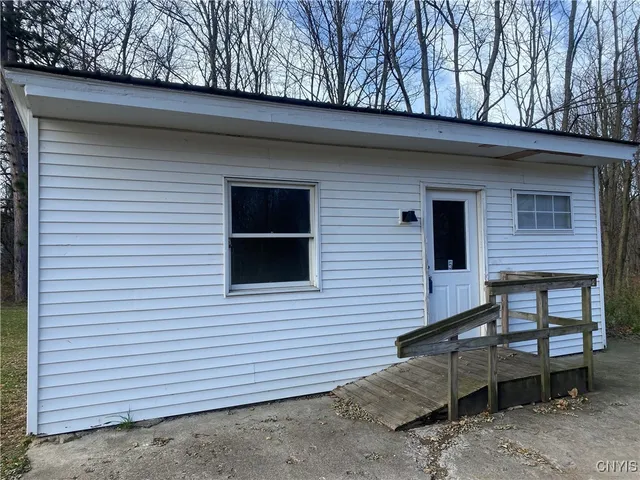 $950 | 660 County Rte 1, Unit 5, New Haven, NY 13126