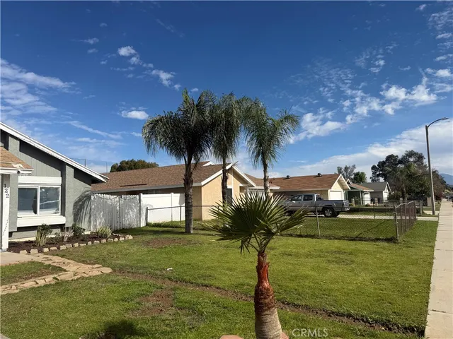$450,000 | 122 East Bowen Road, Perris, CA 92571
