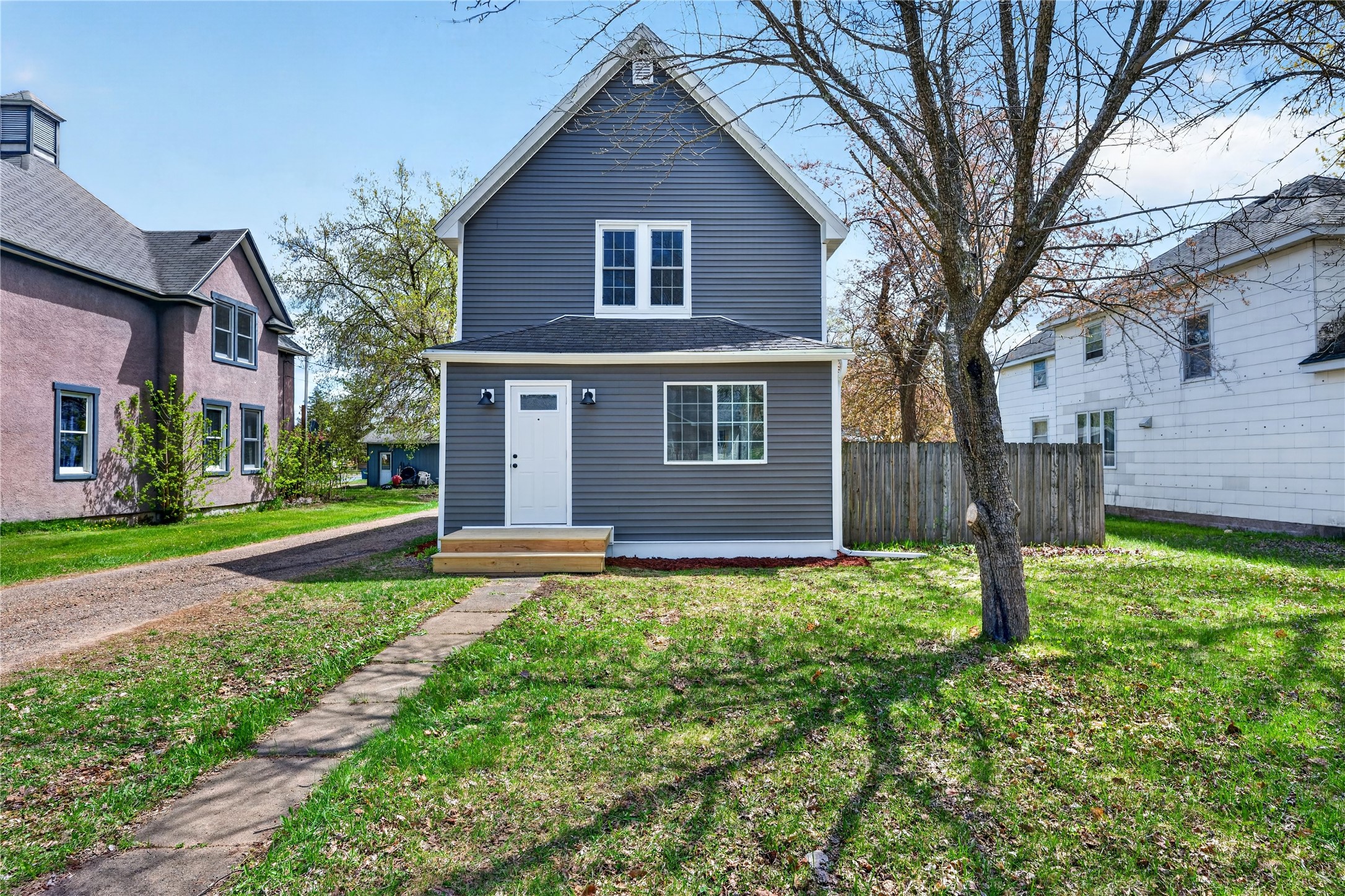 816 North Summit Street Spooner, WI 54801 - Photo 5 of 35