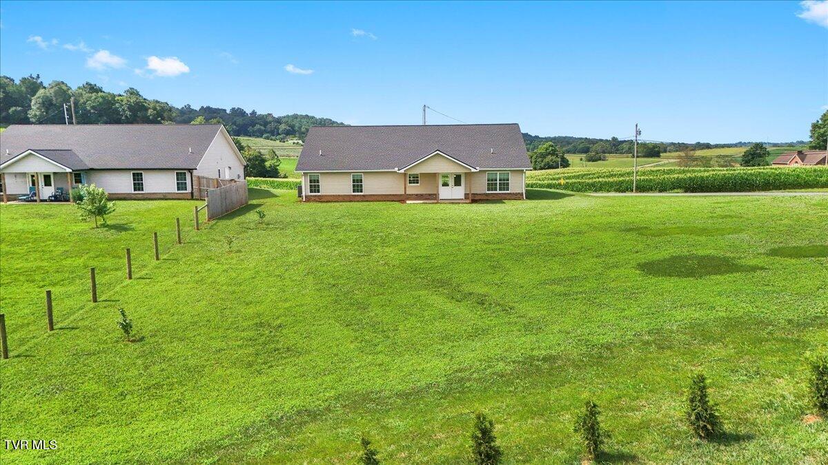 589 Pleasant Valley Road Jonesborough, TN 37659 - Photo 44 of 48 38-DJI_20250729110239_0771_D