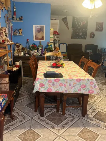 $260,000 | 11110 Broken Sky Drive, Houston, TX 77064