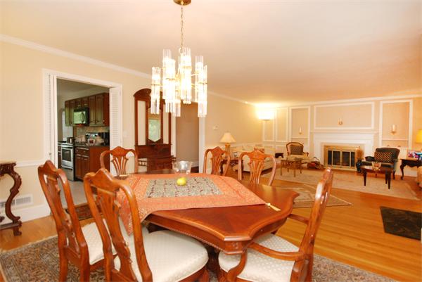 164 Spring Street Lexington, MA 02421 - Photo 6 of 15