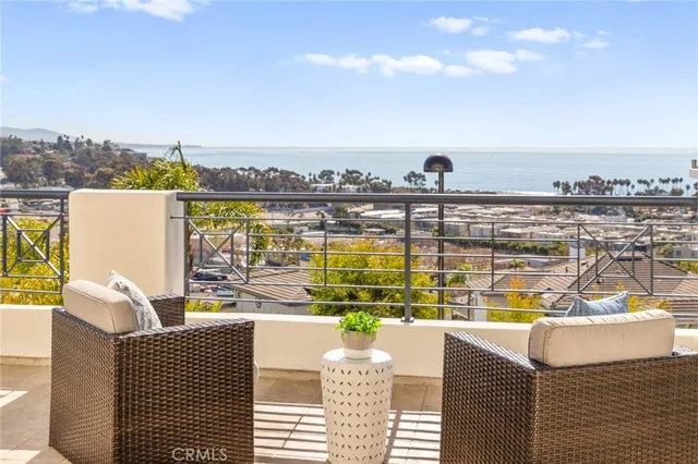 $1,150,000 | 25382 Sea Bluffs Drive, Unit 8107, Dana Point, CA 92629