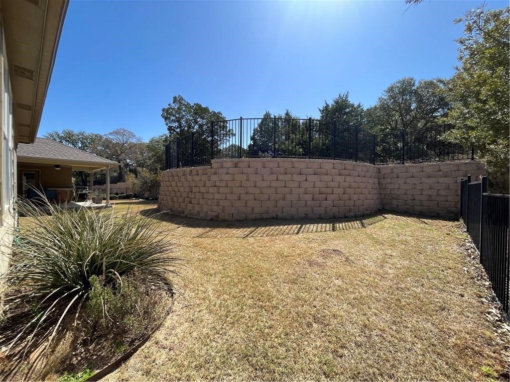 211 Hobby Street Georgetown, TX 78633 - Photo 3 of 19 Gallery Image 3