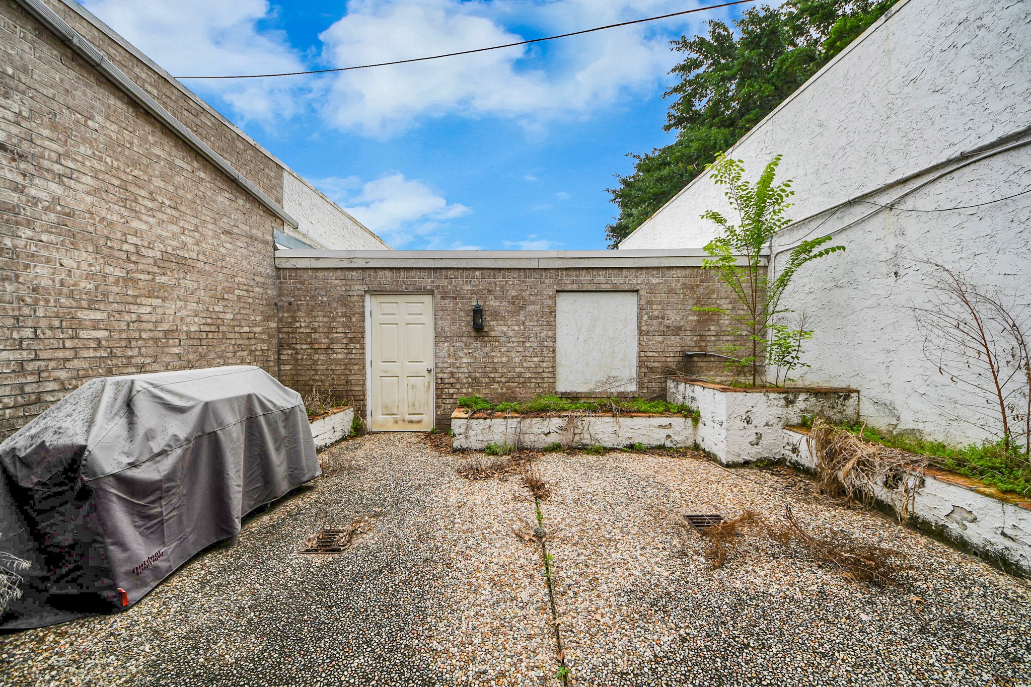 1734 South Gessner Road Houston, TX 77063 - Photo 16 of 19