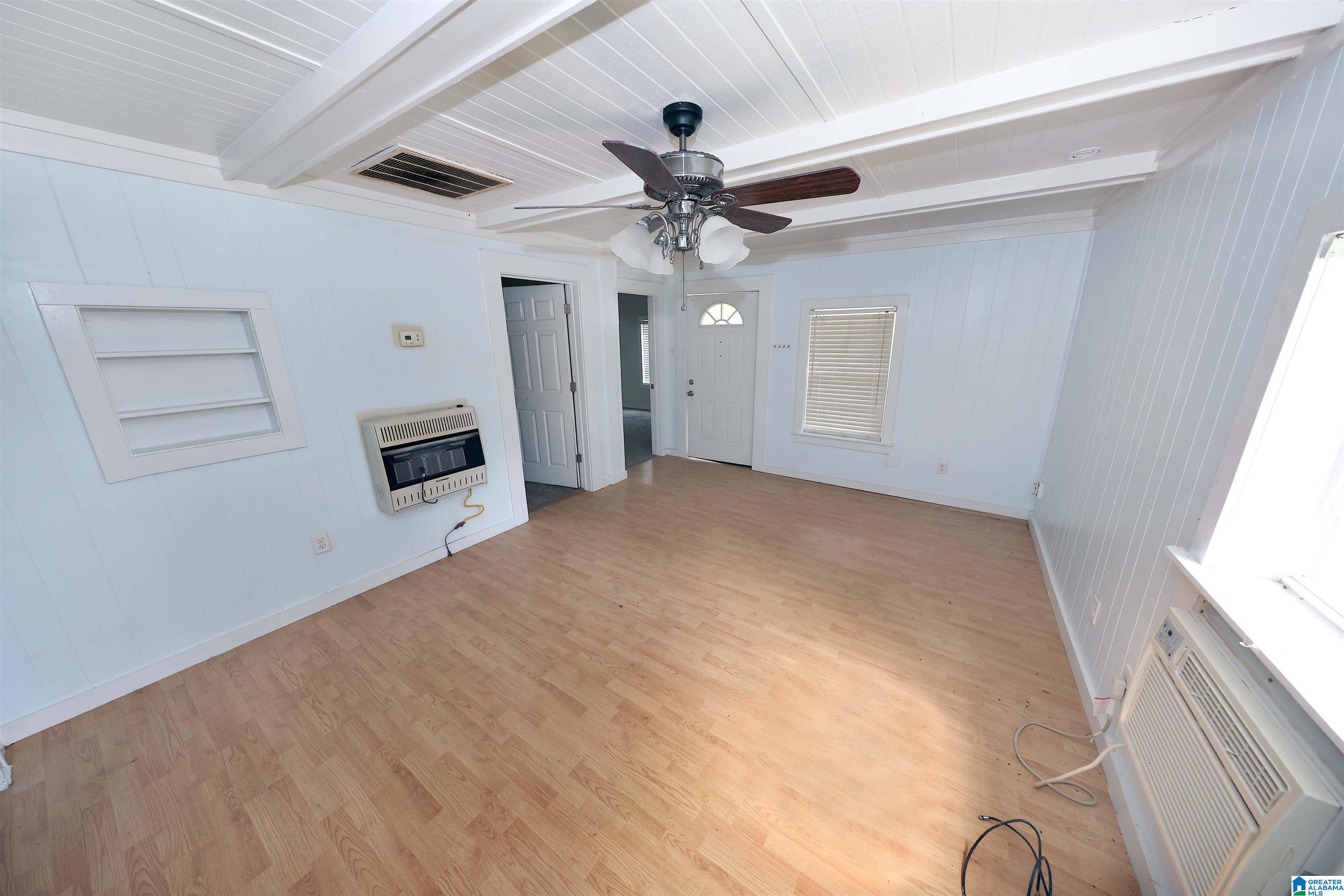 200 Greenleaf Street Southwest Jacksonville, AL 36265 - Photo 9 of 20