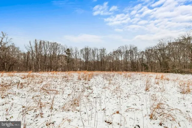 $300,000 | 17207 Magruders Ferry Road, Brandywine, MD 20613