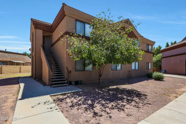 $1,550 | 16033 North 25th Street, Unit 214, Phoenix, AZ 85032