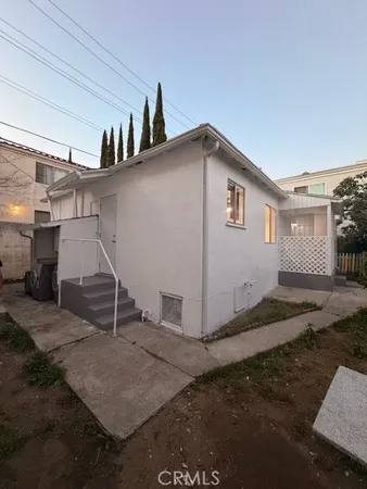 $3,000 | 1153 Justin Avenue, Unit A, Glendale, CA 91201