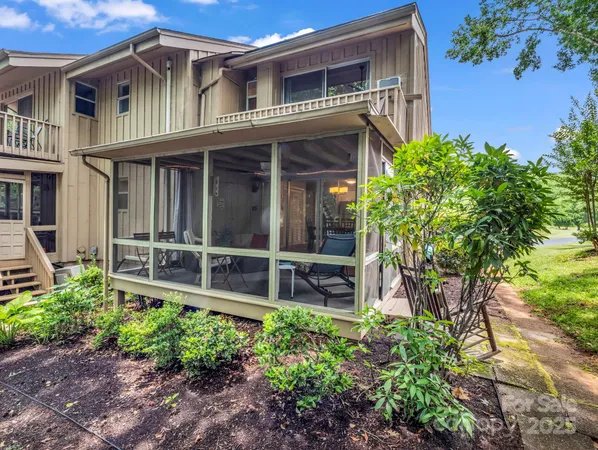 $345,000 | 140 West Lake Drive, Unit 301, Lake Lure, NC 28746
