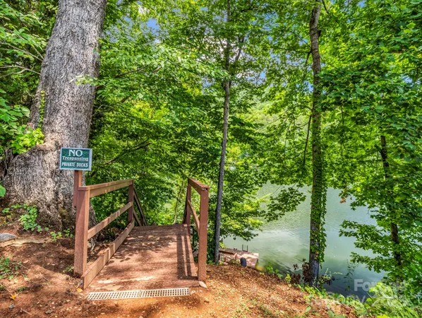 $345,000 | 140 West Lake Drive, Unit 301, Lake Lure, NC 28746