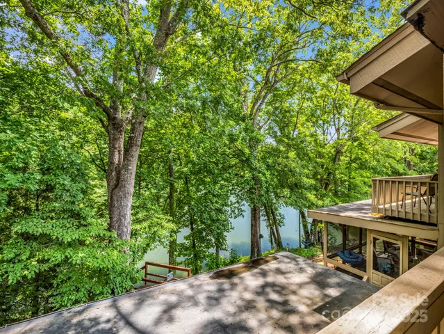 $365,000 | 140 West Lake Drive, Unit 301, Lake Lure, NC 28746