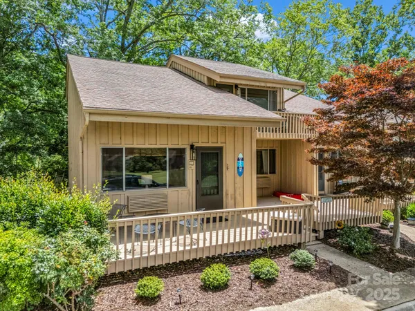 $345,000 | 140 West Lake Drive, Unit 301, Lake Lure, NC 28746