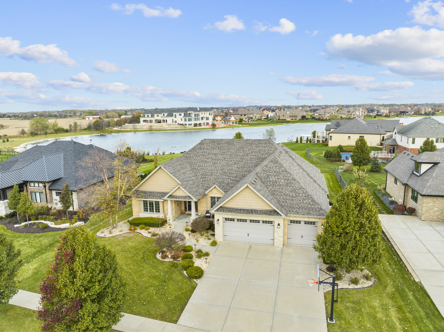 11436 Rider Way Frankfort, IL 60423 - Photo 1 of 60 Gallery Image 1