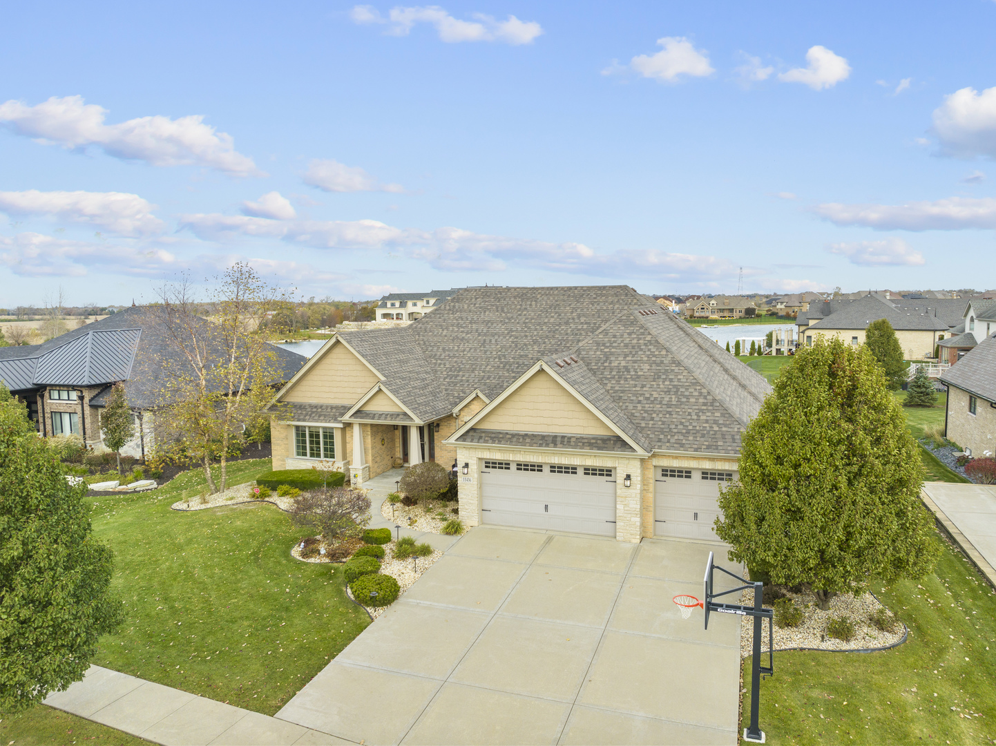 11436 Rider Way Frankfort, IL 60423 - Photo 6 of 60 Gallery Image 6
