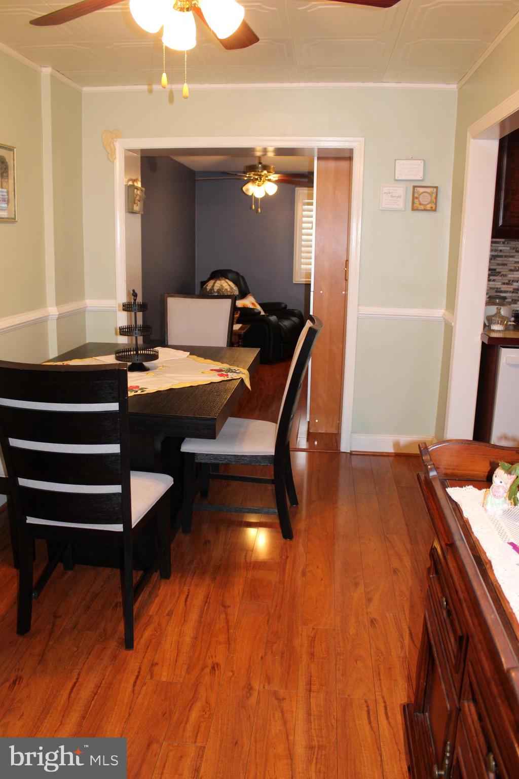 542 Michell Street Ridley Park, PA 19078 - Photo 12 of 34 DINING ROOM