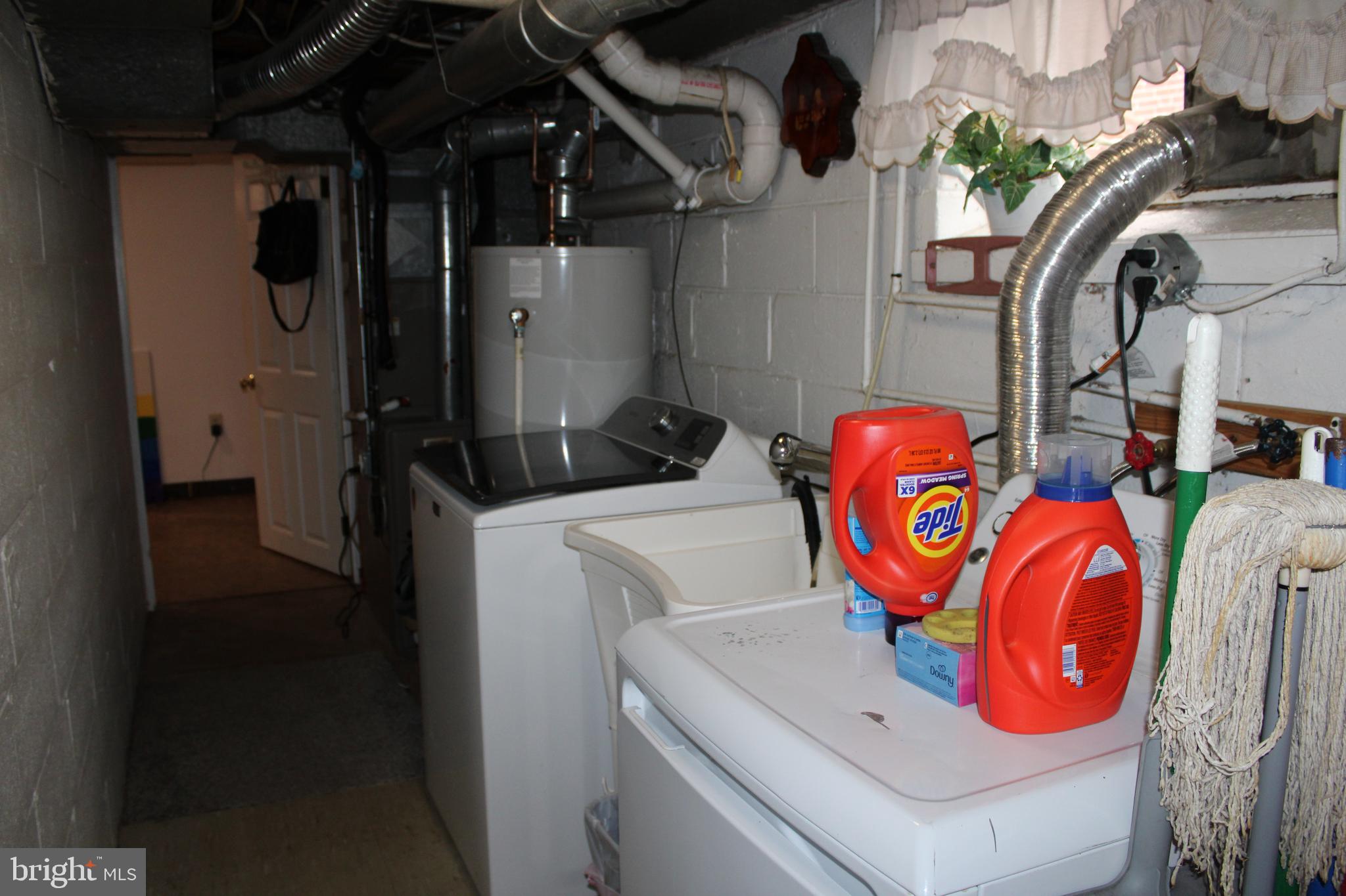 542 Michell Street Ridley Park, PA 19078 - Photo 24 of 34 UTILITIES & LAUNDRY AREA