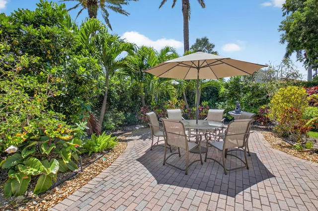 $1,149,000 | 2374 Northwest 23rd Road, Boca Raton, FL 33434